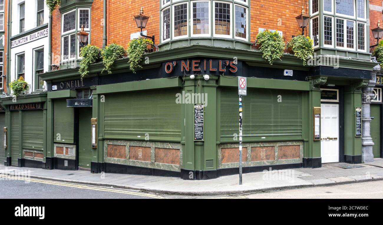 O'Neills Pub in Suffolk Street, Dublin. well known pub closed temporarily due to coronavirus. Stock Photo