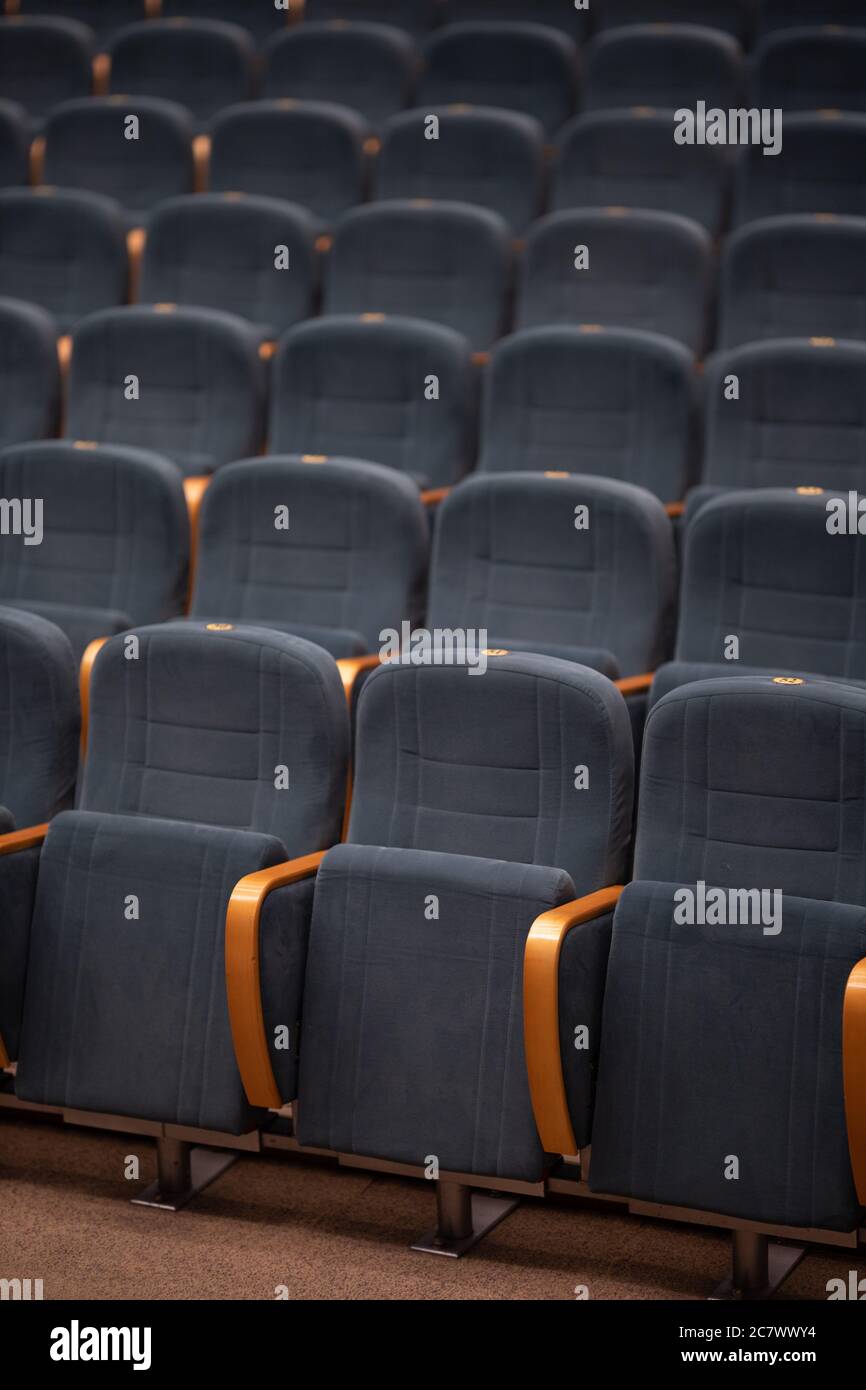 Movie theater lounge seats hi-res stock photography and images - Alamy