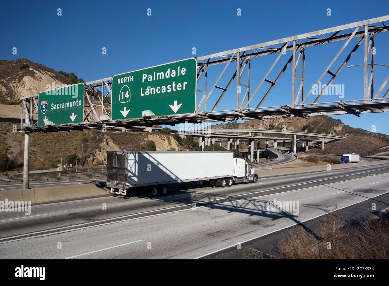 Freeway 14 freeway interchange los hires stock photography and images Alamy