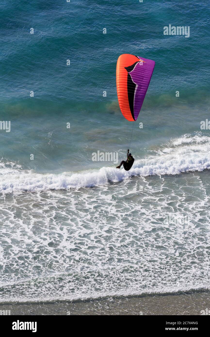 Glider over Torrey Pines City Beach (Black’s Beach), La Jolla, San