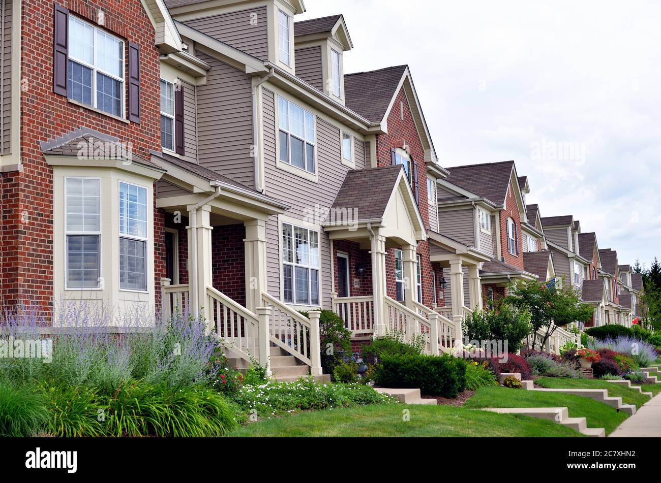 Bartlett, Illinois, USA. A residential block of townhouses in the suburban Chicago community of Bartlett, Illinois.. Stock Photo