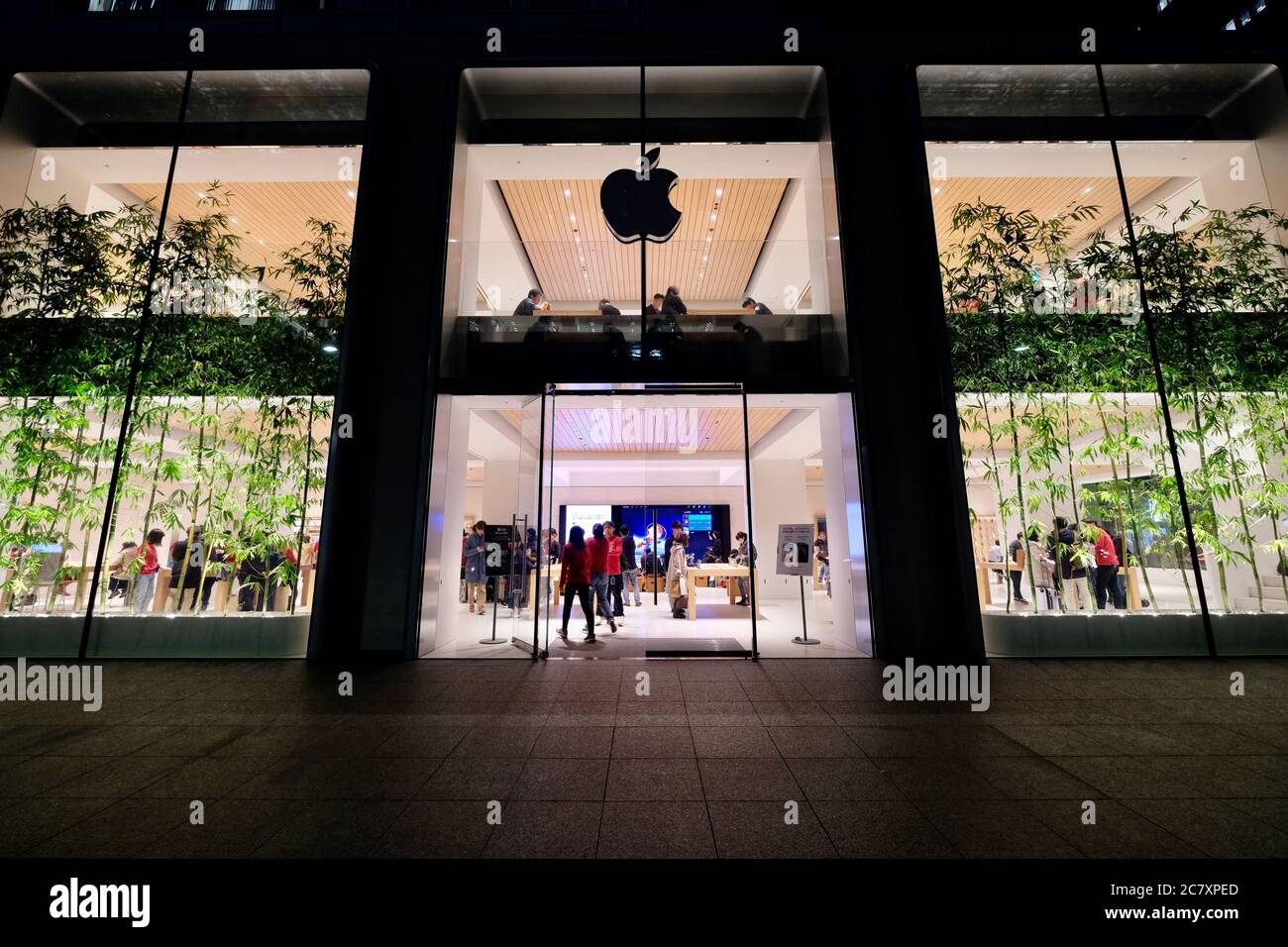 Store Shop Exterior Tokyo High Resolution Stock Photography and Images