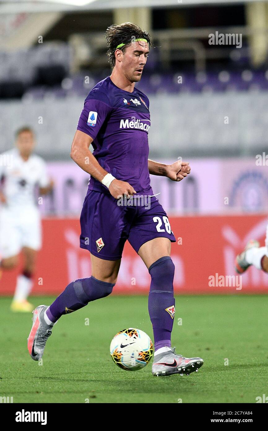 Florence, Italy. 21st Mar, 2021. Dusan Vlahovic (ACF Fiorentina) during ACF  Fiorentina vs AC Milan, Italian football Serie A match in Florence, Italy,  March 21 2021 Credit: Independent Photo Agency/Alamy Live News