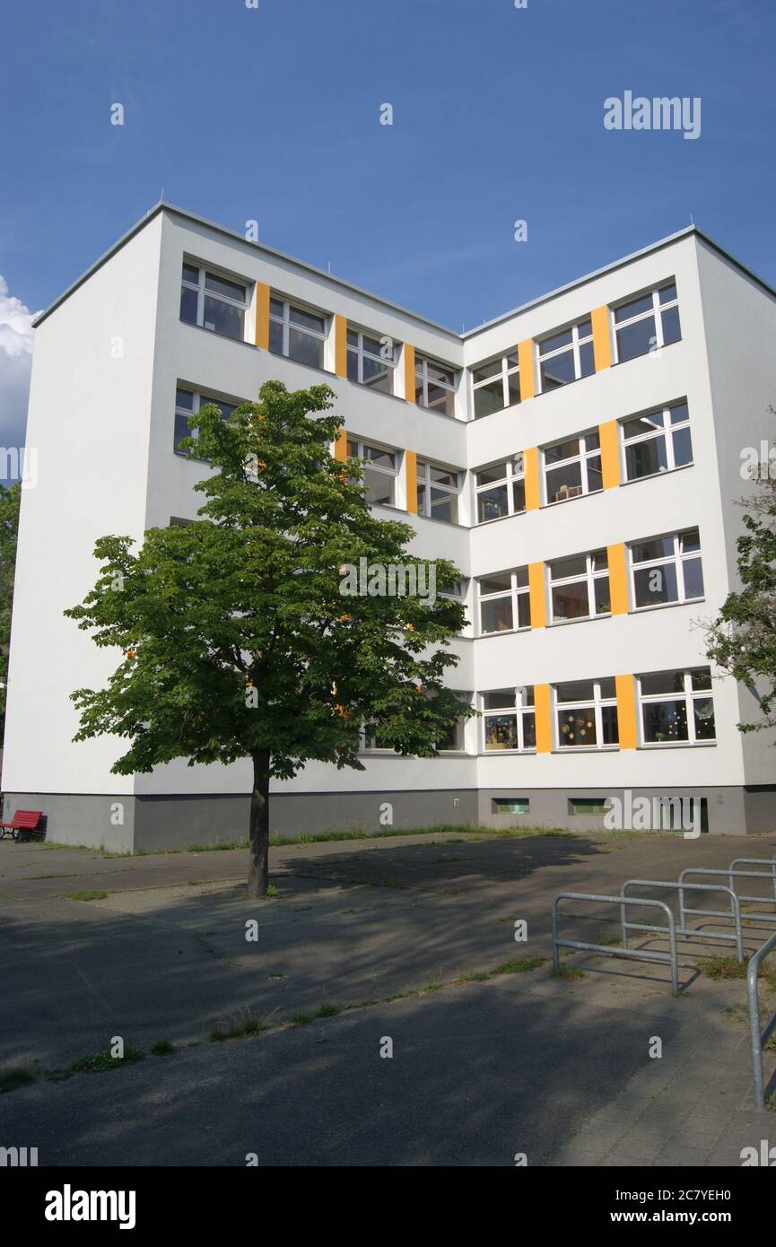 Die 23. Grundschule am Brandwerder in Berlin-Staaken. Stock Photo