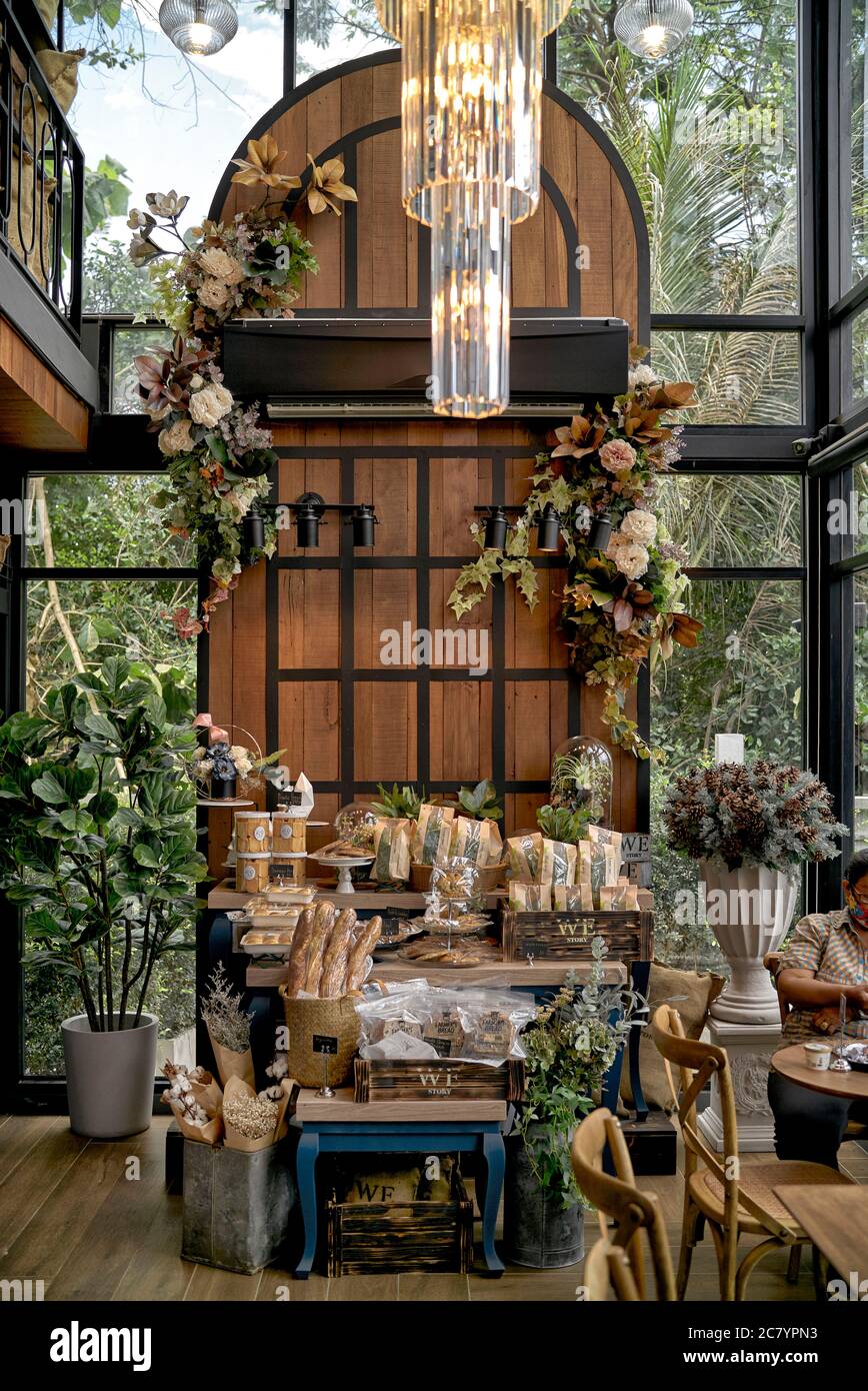 boutique coffee shop near me
