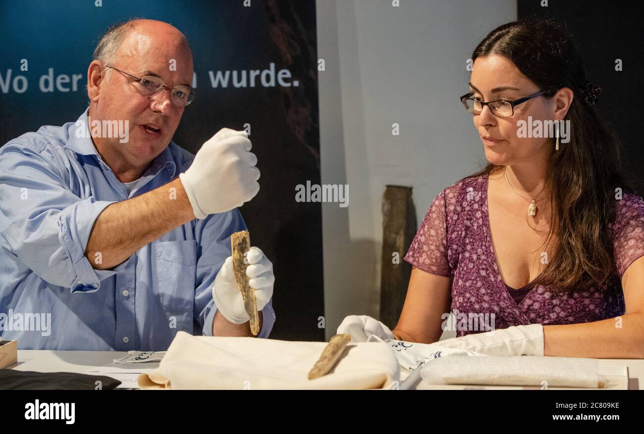 Blaubeuren, Germany. 20th July, 2020. Archaeologist Nicholas Conard (l
