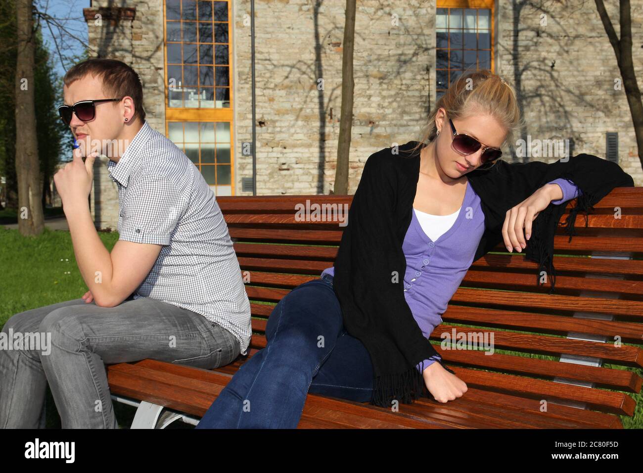 Woman park sad outdoor thoughtful hi-res stock photography and images ...