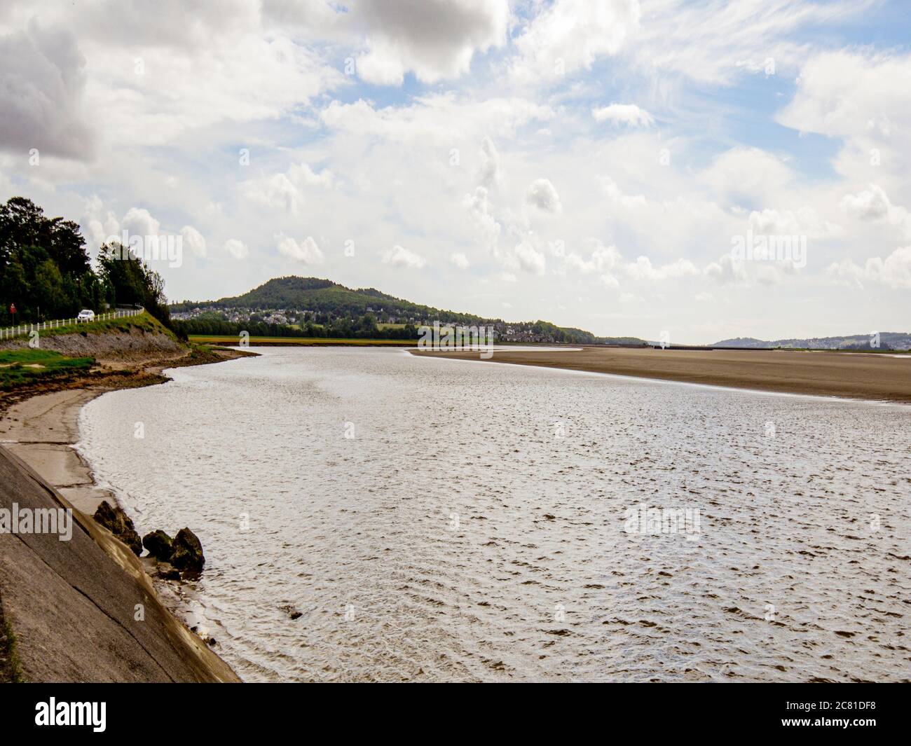 River Kent on its way to Morecambe bay, Passing Arnside Stock Photo