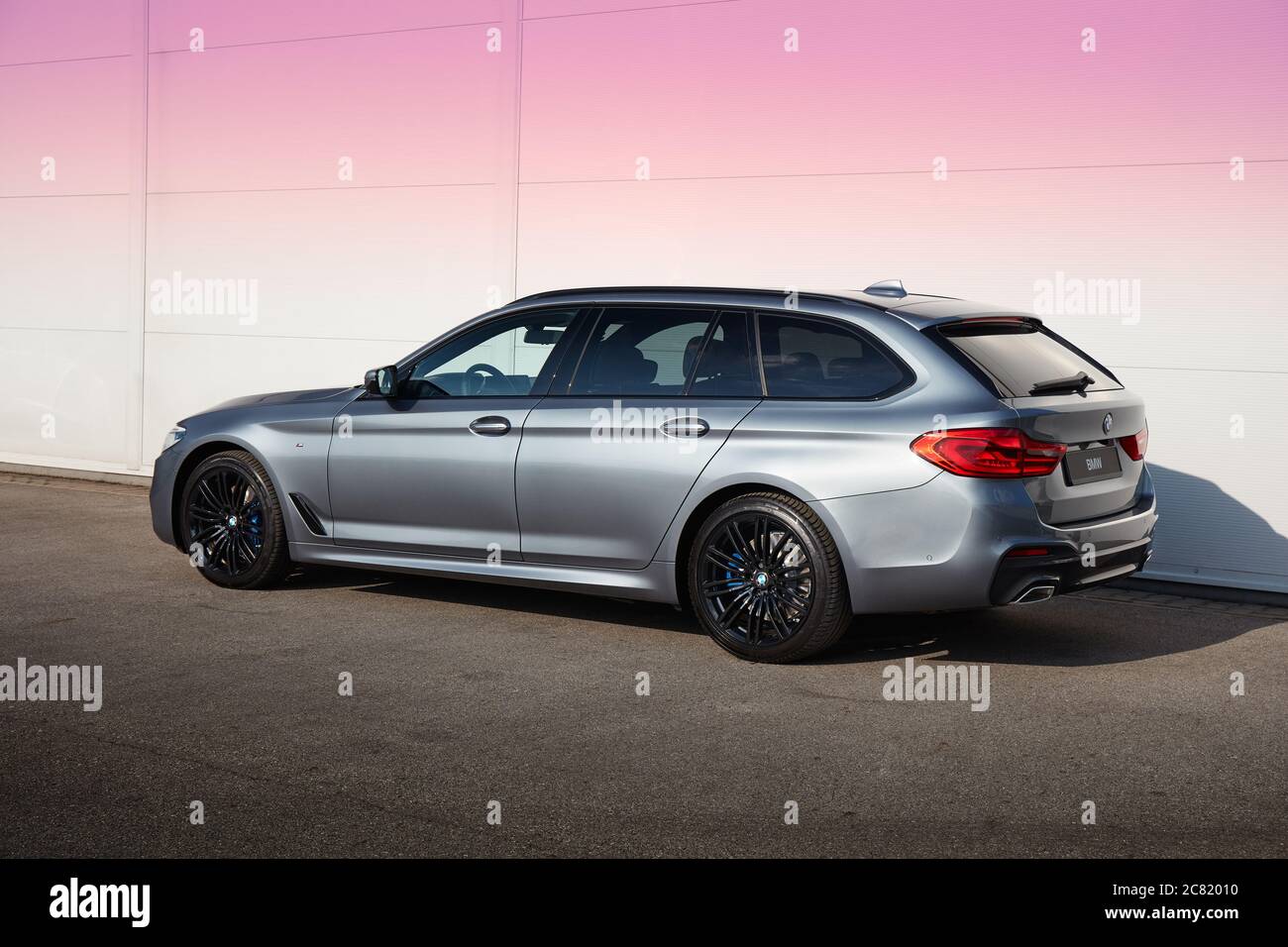Bmw 5 series touring hi-res stock photography and images - Alamy