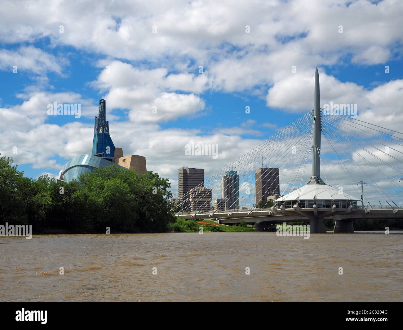 The Canadian Museum for Human Rights, and the Esplanade Riel bridge, Winnipeg, Manitoba, Canada Stock Photo