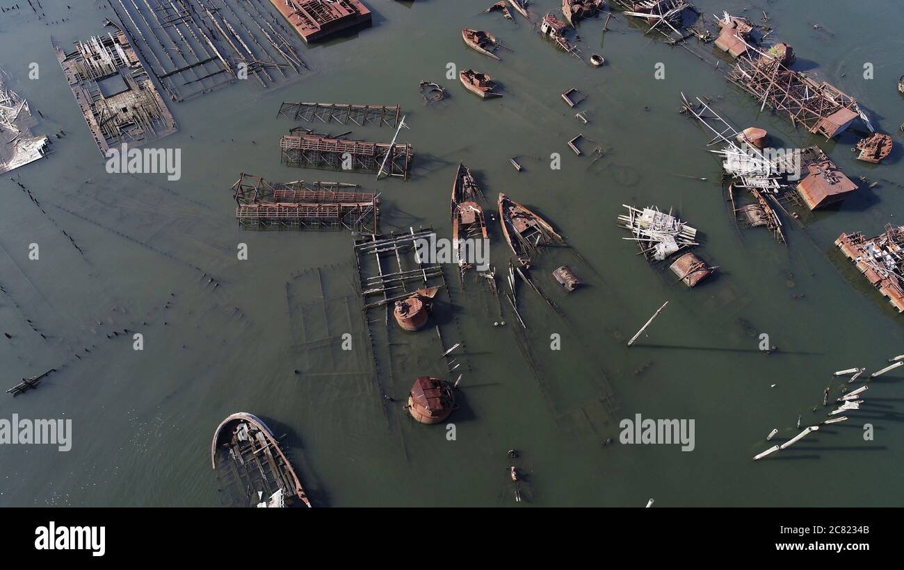 Ships decaying at the Arthur Kill Ship graveyard along the Arthur Kill and Staten Island Stock Photo