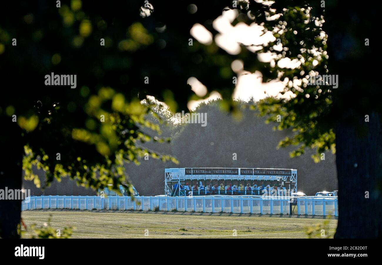 A general view of the start at Windsor Racecourse. Stock Photo
