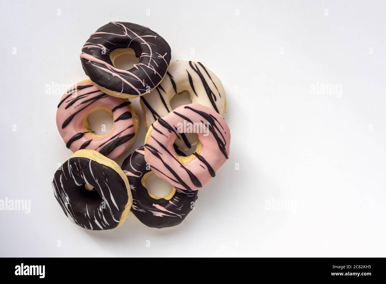 Overhead shot tasty doughnuts hi-res stock photography and images - Alamy