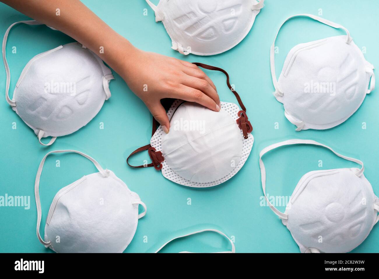 N95 respirator hi-res stock photography and images - Alamy