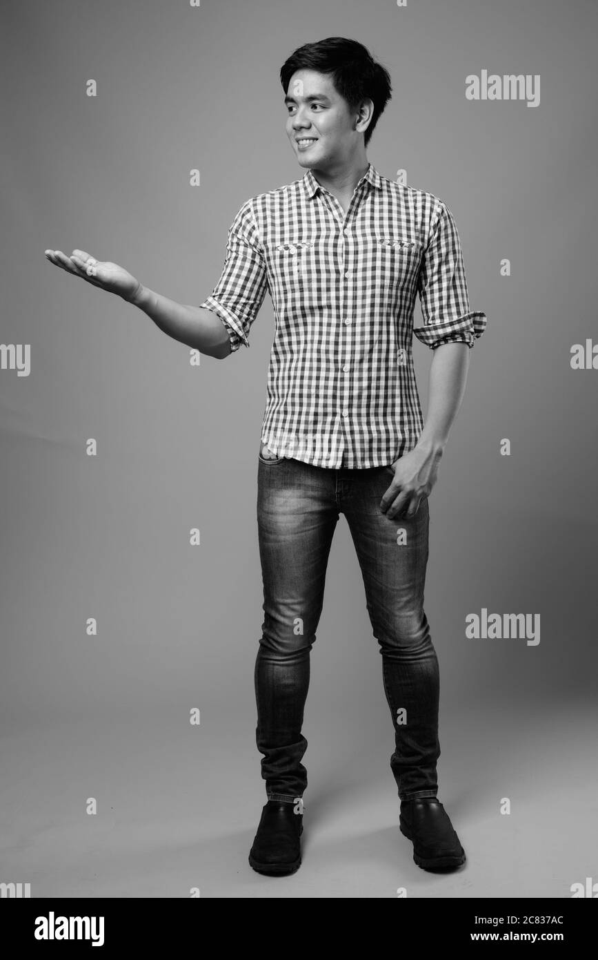 Filipino Black And White Stock Photos Images Page 3 Alamy Filipino Black And White Stock Photos Images Page 3 Alamy