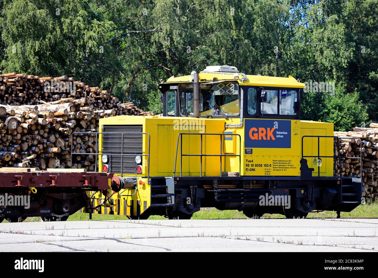 Yellow Tve4 OTM work locomotive. 40 Tve4 were manufactured by Valmet in 1978-83, numbered 501–540. Salo Railway Station, Finland. July 18, 2020. Stock Photo