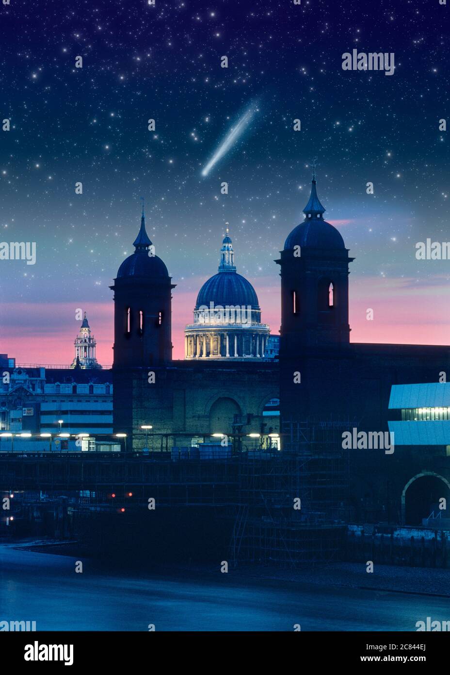 Comet over St Paul London Stock Photo