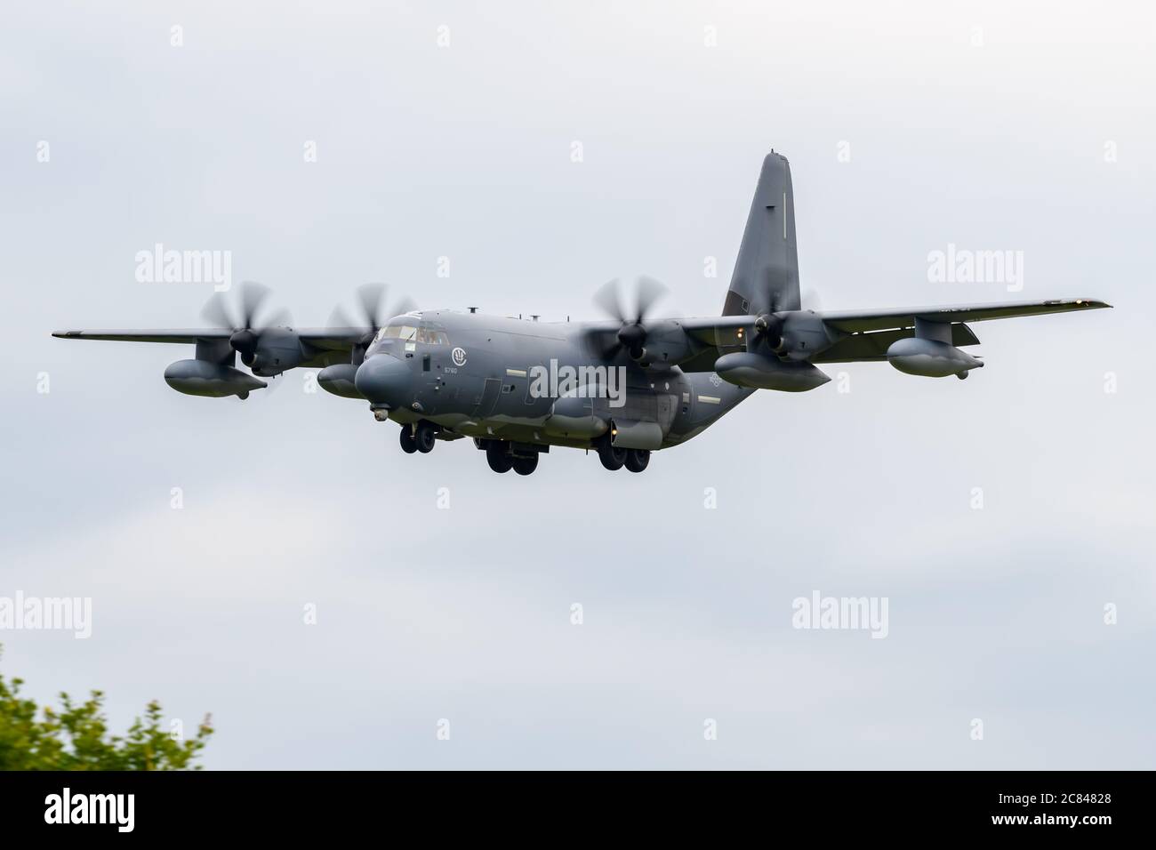 US Air Force C-130 Hercules transport aircraft Stock Photo - Alamy