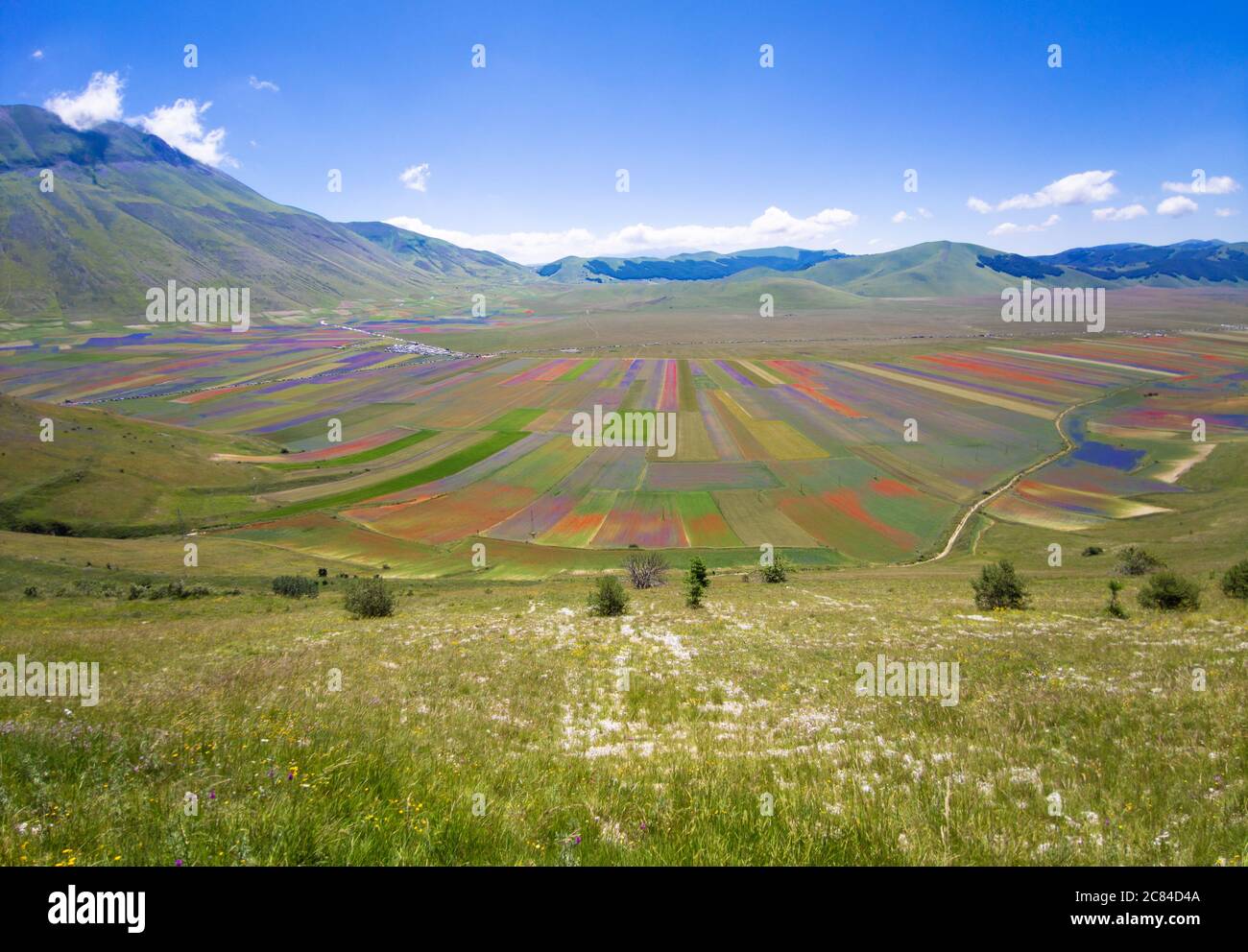 castelluccio-di-norcia-2020-umbria-italy-the-famous-landscape