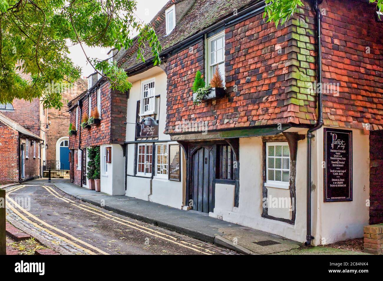 The Famous Parrot Pub and Restaurant in St Radigunds, Canterbury Kent UK Stock Photo
