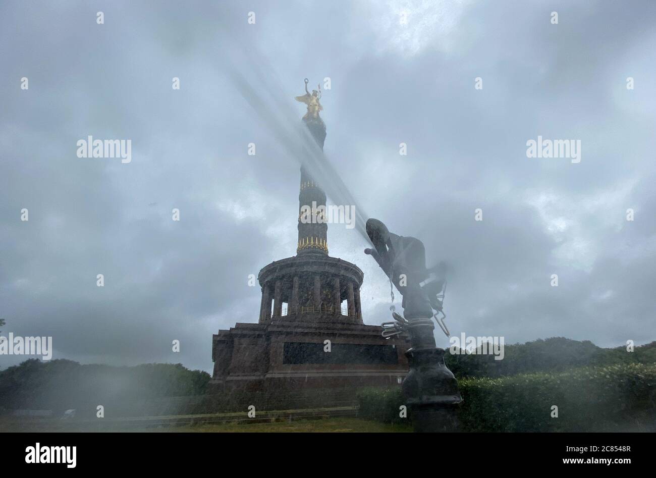 Bismarck monuments hires stock photography and images Alamy