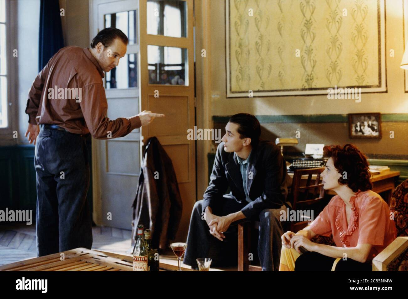 Disparus Year : 1998 Switzerland / France Director : Gilles Bourdos Xavier Beauvois, Grégoire Colin, Anouk Grinberg Stock Photo