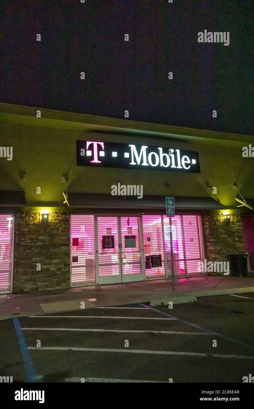 T mobile store hires stock photography and images Alamy