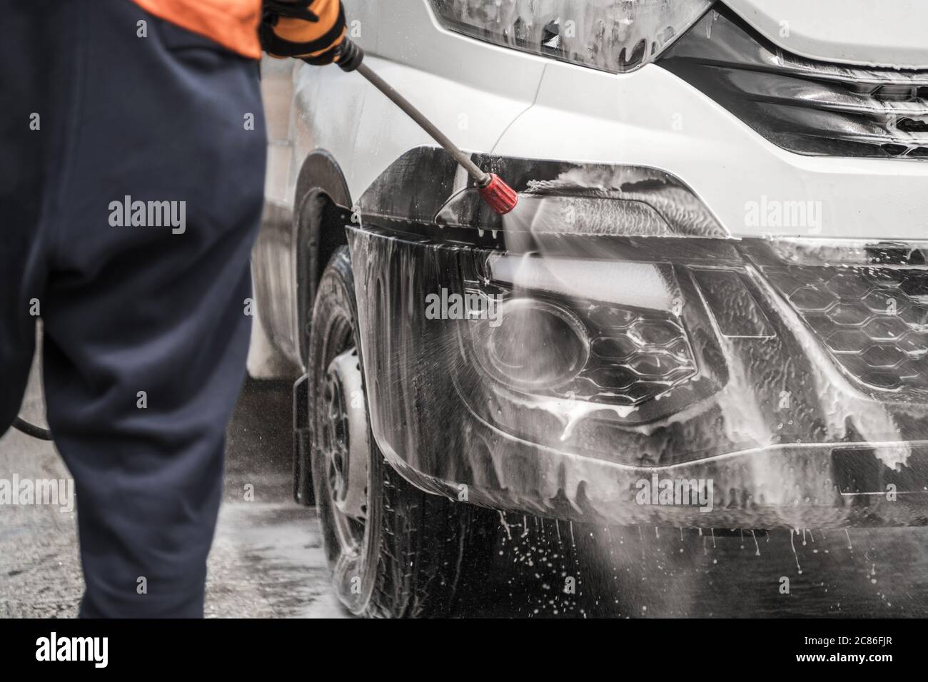 Car washing company hires stock photography and images Alamy