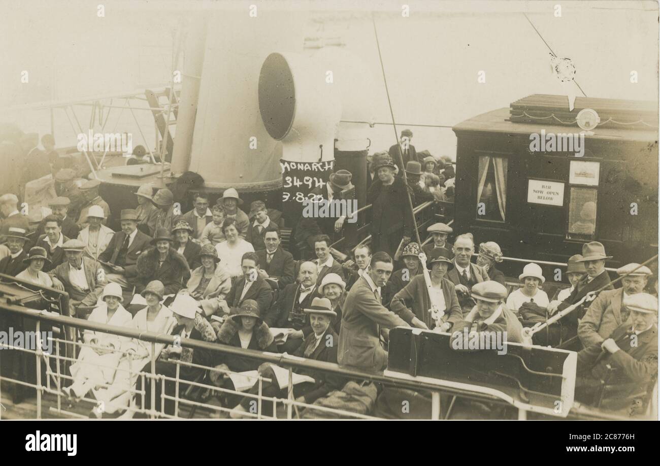 Cosens Paddle Steamer - The Monarch Stock Photo - Alamy