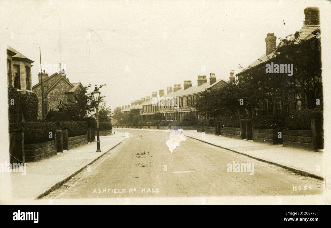 Hale Cheshire High Resolution Stock Photography and Images Alamy