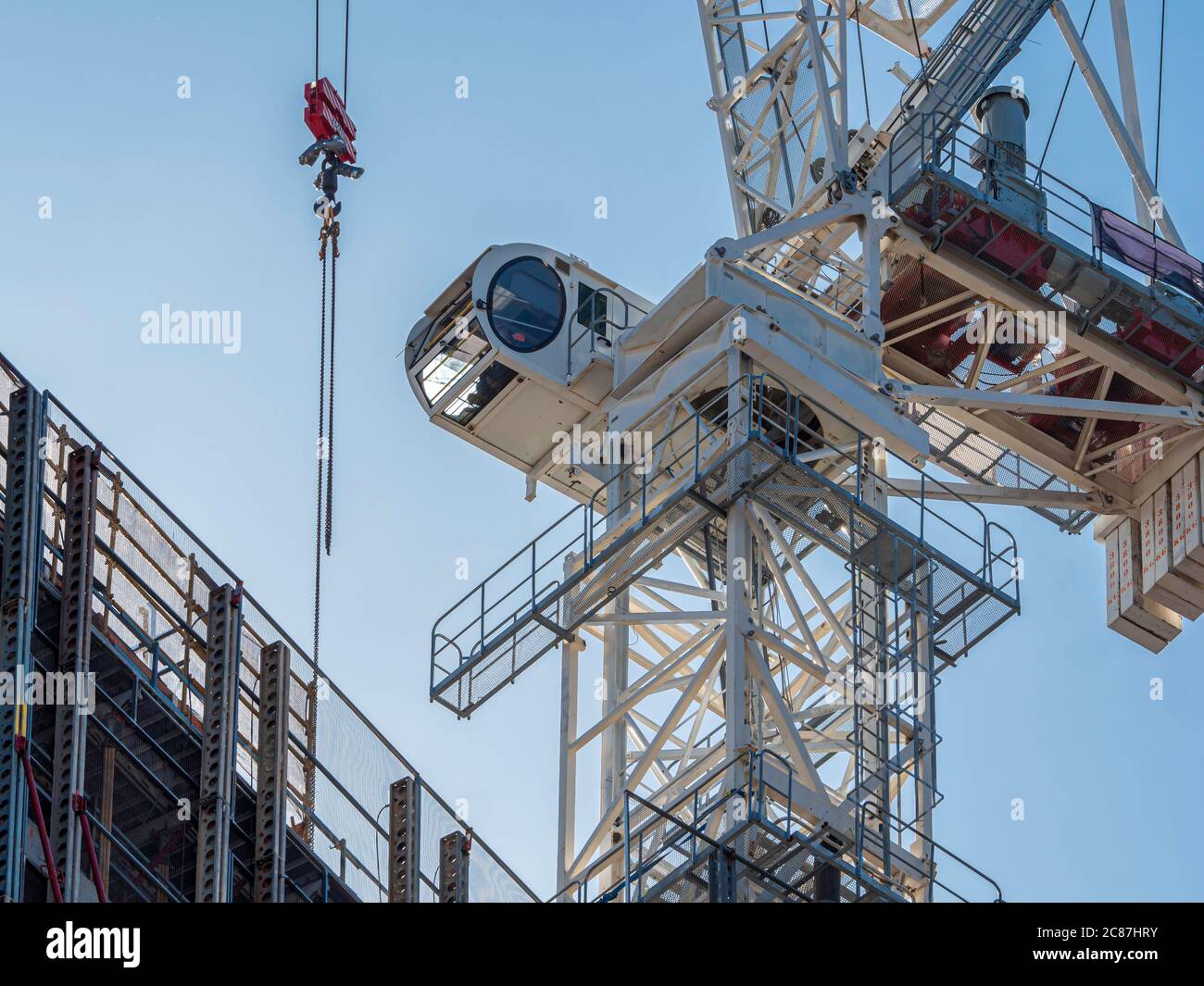 Crane lifting concrete hires stock photography and images Alamy