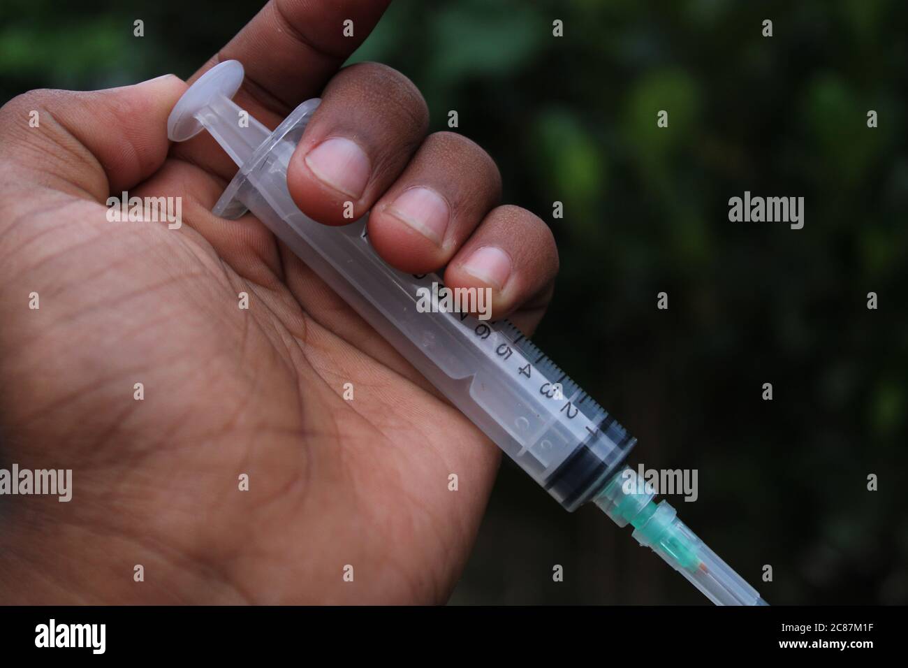 Disposable Syringe On The Hand With Natural Photo Capture From Bangladesh Stock Photo Alamy
