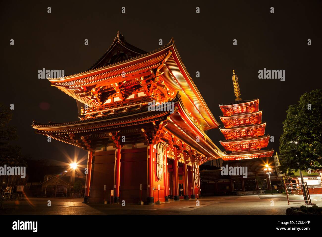 Beautiful senso ji temple hi-res stock photography and images - Alamy