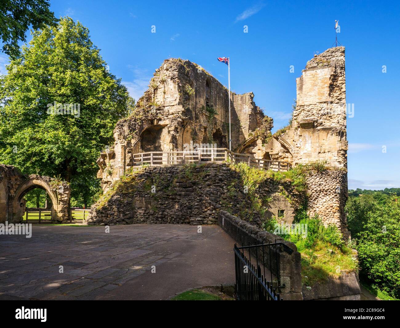 The Ruined Kings Tower At Knaresborough Castle In Knaresborough North The Ruined Kings Tower At Knaresborough Castle In Knaresborough North