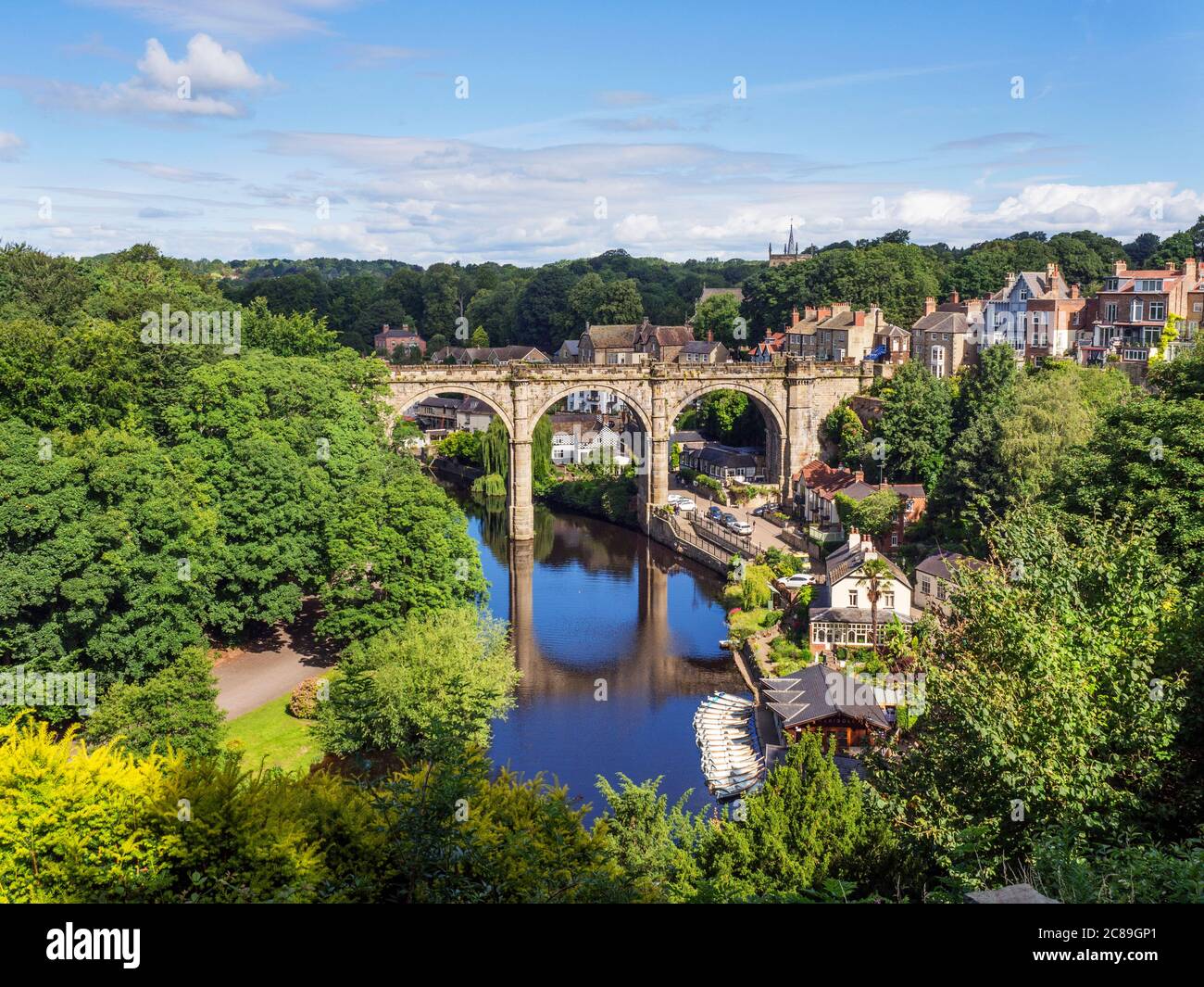 Railway viaduct spanning the River Nidd valley at Knaresborough North Yorkshire England Stock Photo