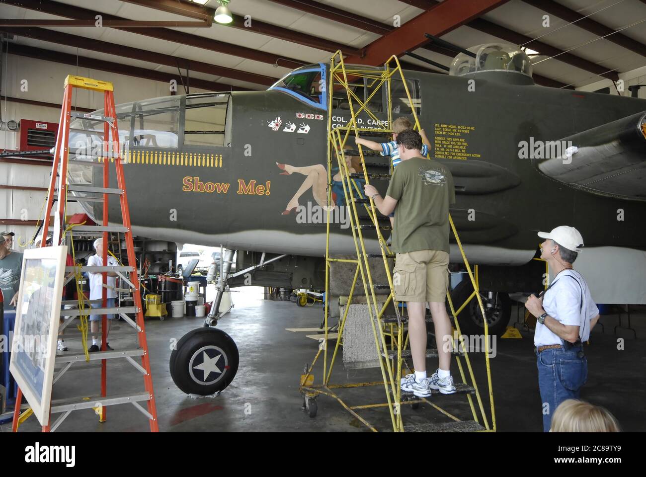 World war ii era aircraft hi-res stock photography and images - Alamy