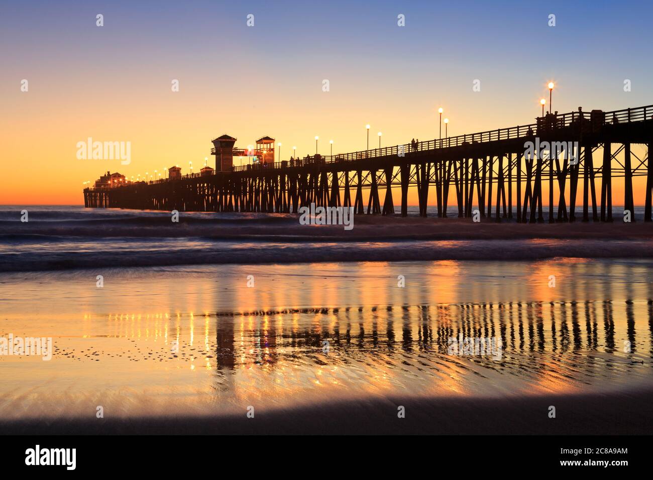 Sunset at Oceanside Pier, Oceanside, California, USA Stock Photo - Alamy