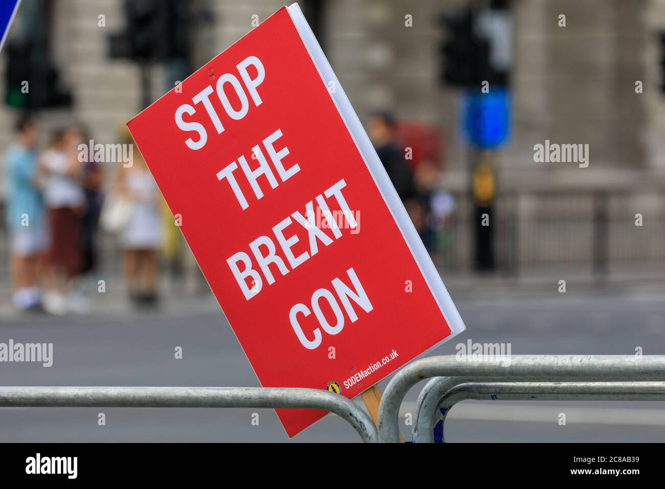 Westminster, London, UK. 22nd July, 2020. Westminster "Stop-Brexit Man" Steven Bray and fellow pro European activists are once again back in front of Parliament, this time also with a Russia theme to comment on the government's response to the release of the Russia report yesterday. Credit: Imageplotter/Alamy Live News Stock Photo