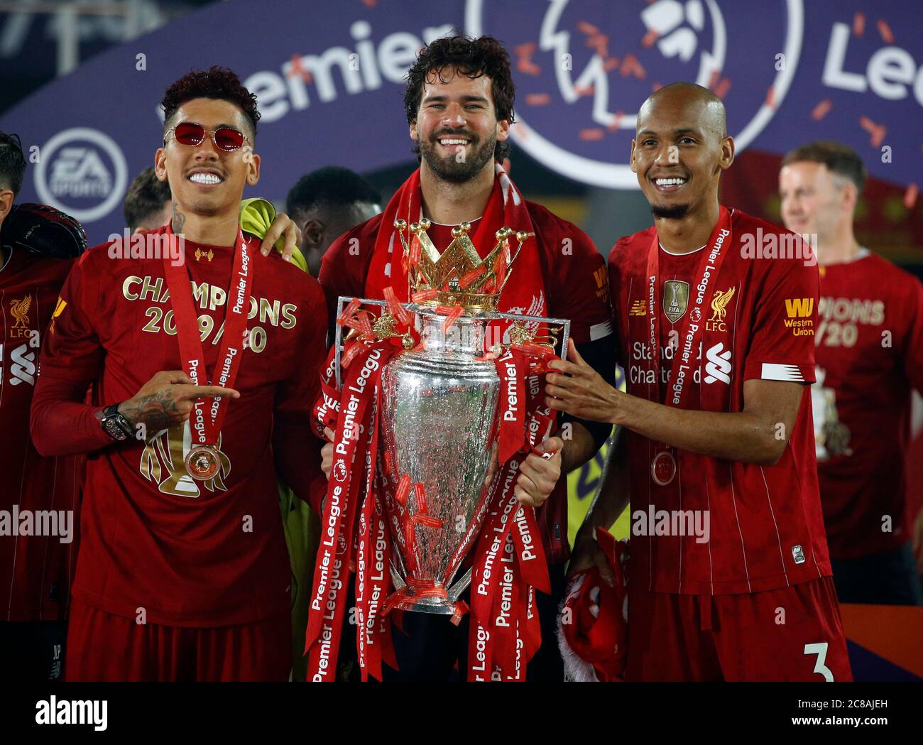 Com Alisson, Salah, Firmino e Mané, Liverpool confirma inscritos