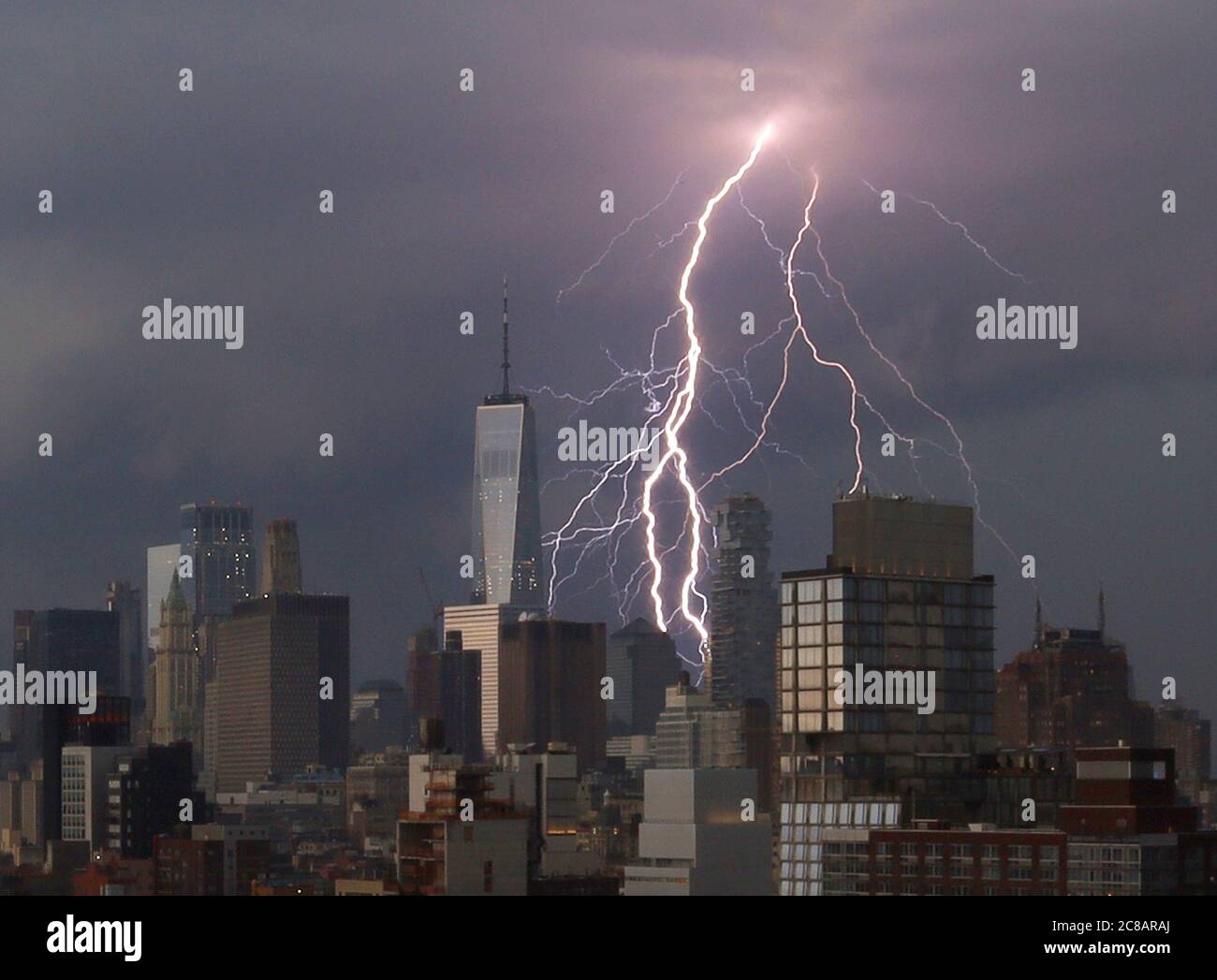 Lightning strikes trade center hi-res stock photography and images - Alamy