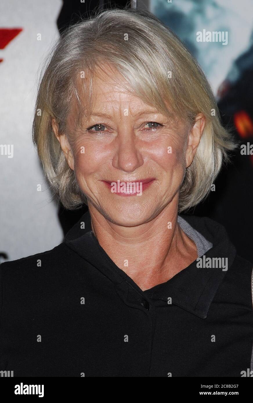 Helen Mirren At The Los Angeles Premiere Of Beowulf Held At The Manns Village Theater In 2859