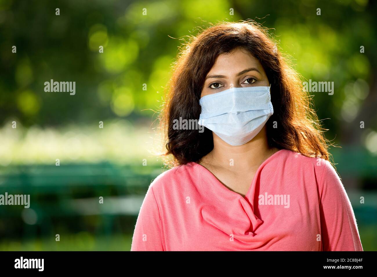 Protective face mask hi-res stock photography and images - Alamy