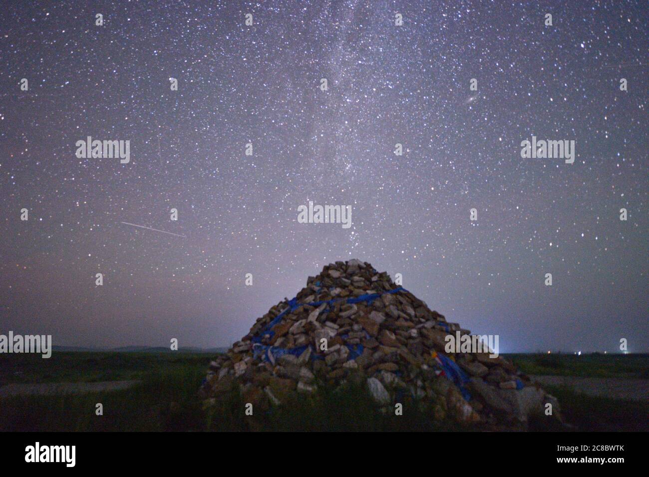 (200723) -- ZHENGLAN BANNER, July 23, 2020 (Xinhua) -- Photo taken on July 23, 2020 shows the site of Xanadu under the starry sky in Zhenglan Banner of Xilingol League, north China's Inner Mongolia Autonomous Region. Located in Zhenglan Banner of Xilingol League, north China's Inner Mongolia Autonomous Region, the relic site of Xanadu, or Yuan Shangdu ruins, is one of the best preserved sites of the capital cities of Yuan Dynasty (1271-1368) in China. Credit: Xinhua/Alamy Live News Stock Photo