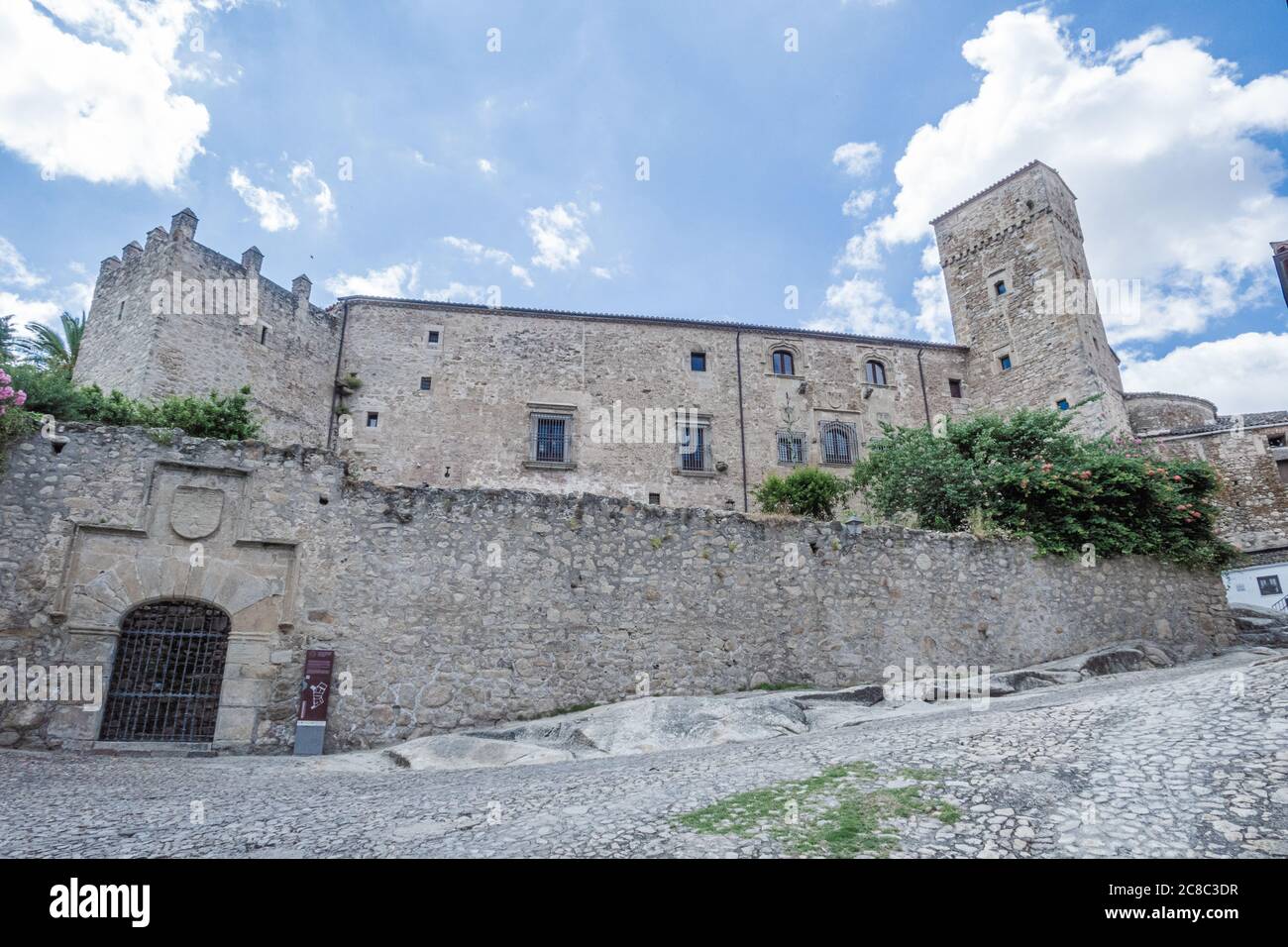 A Beautiful Landscape Shot Of The Parador Nacional In Trujillo Spain On A Bright Day Stock Photo Alamy