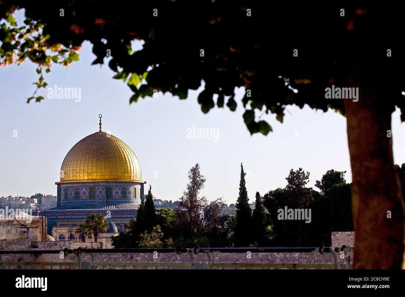 Israel, Jerusalem, Old City, The Gilded Dome of the Rock on Temple Mount Stock Photo