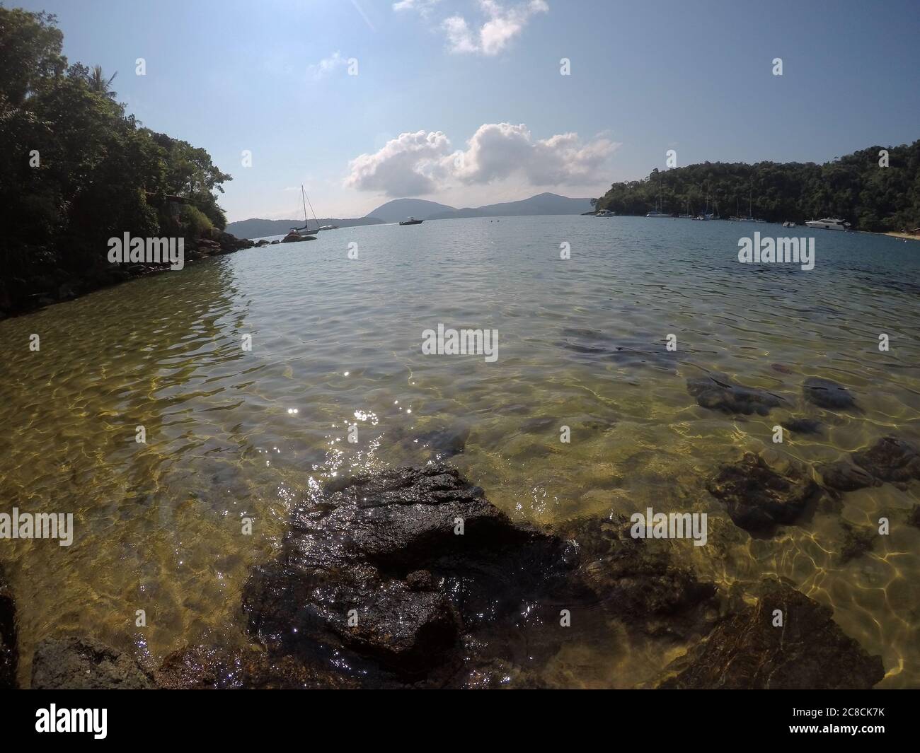 Praia do Lazaro - Ubatuba - SP | Praia da enseada ubatuba, Ubatuba, Férias  em família