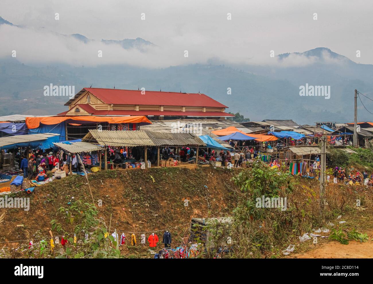 Vietnam traditional textile pattern hi-res stock photography and images ...
