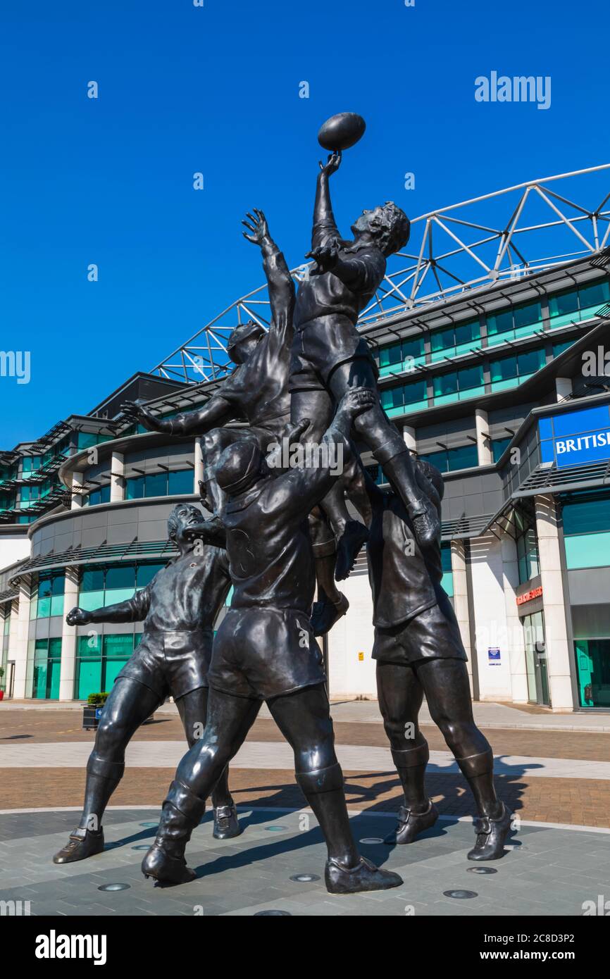England, London, Twickenham, Twickenham Rugby Stadium, Rugby Line-out Sculpture by Gerald Laing dated 2010 Stock Photo