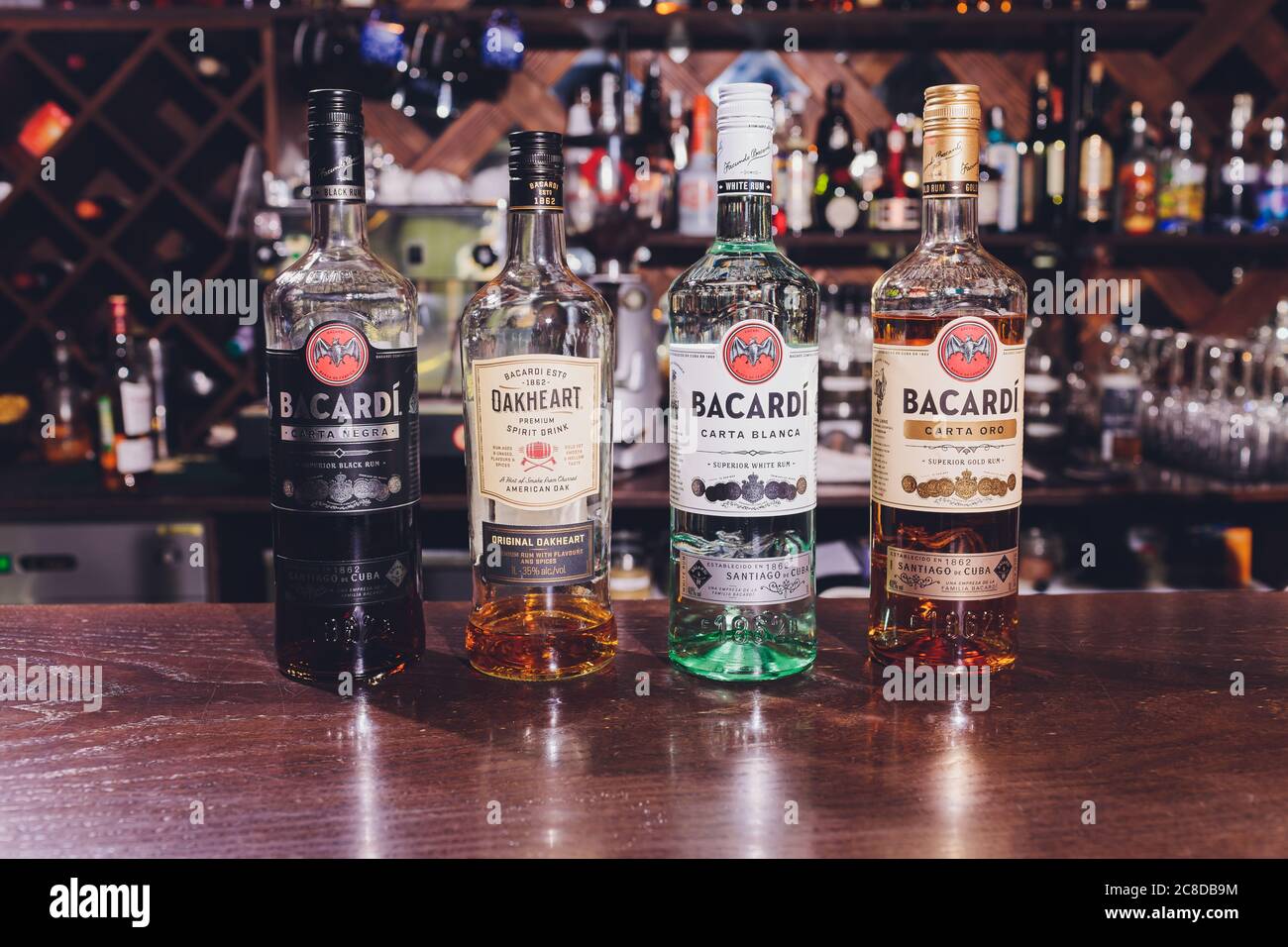 Download Bacardi Black Rum Bottle High Resolution Stock Photography And Images Alamy Yellowimages Mockups