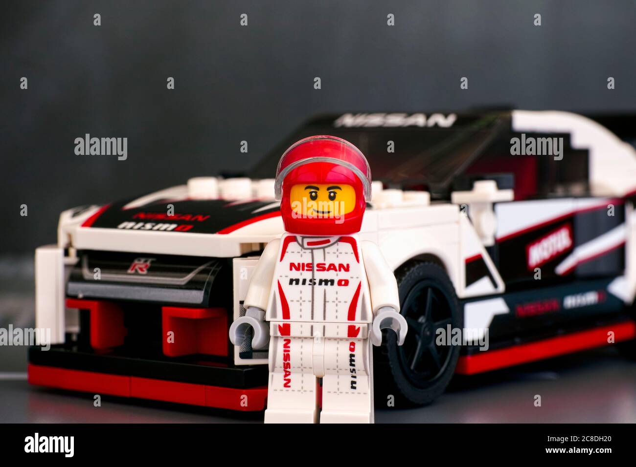 Lego speed champions 2020 nissan gtr best sale